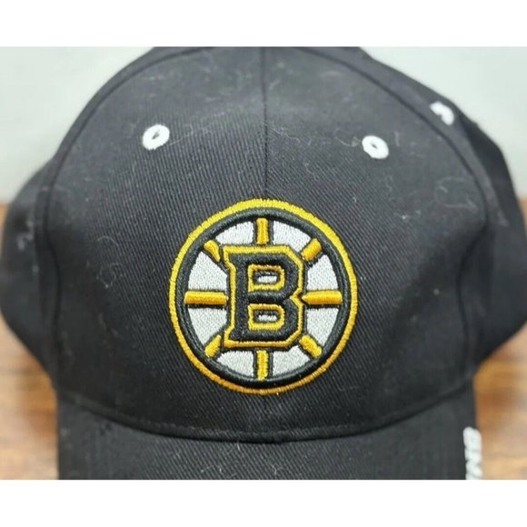 Favorite Boston Bruins Mens Size OS Adjustable Black Hat NHL Hockey‎ Embodied - Picture 1 of 10